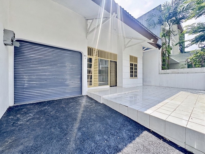 Disewa Rumah Nyaman di Intercon Kebon Jeruk, Jakarta Barat