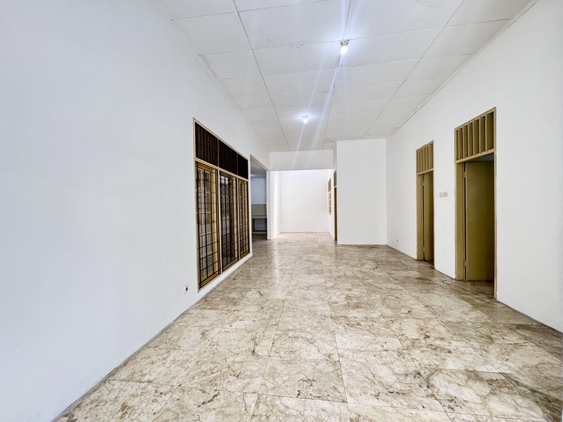 Disewa Rumah Nyaman di Intercon Kebon Jeruk, Jakarta Barat