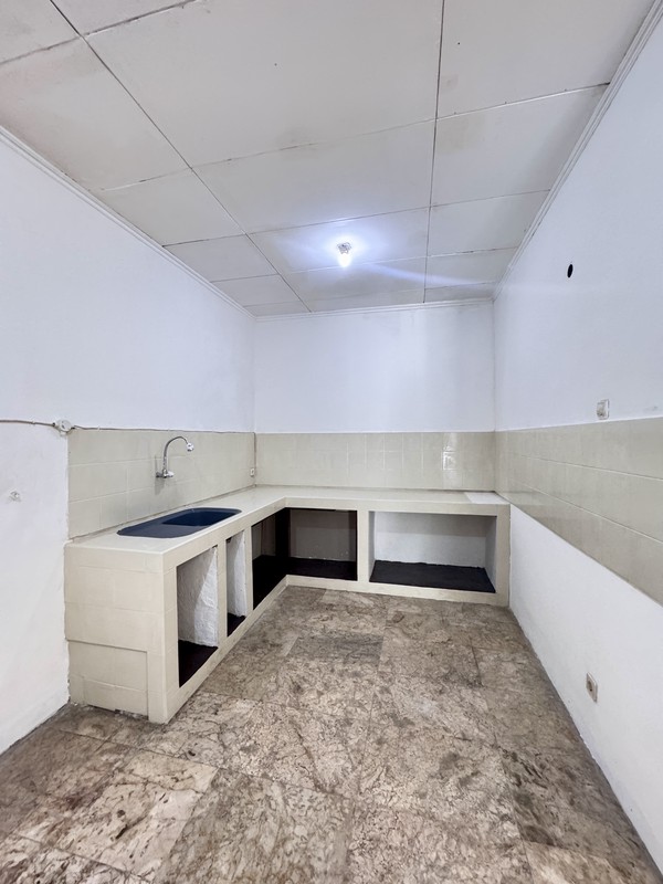 Disewa Rumah Nyaman di Intercon Kebon Jeruk, Jakarta Barat