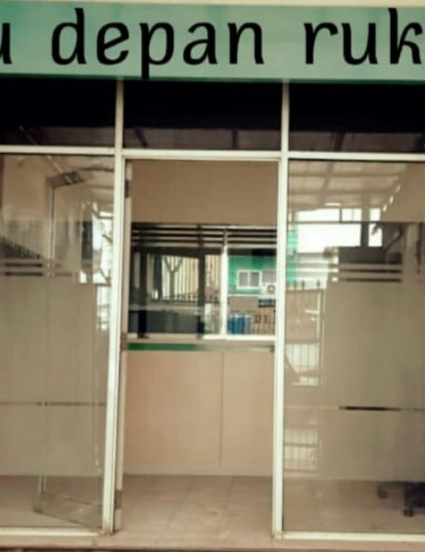 Ruko 3 lantai cocok untuk usaha, maupun kantor, akses pingir jalan Raya Serpong.