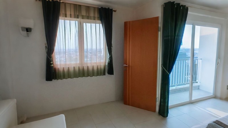 Sewa Apartemen PBG Surabaya Barat 2BR Lengkap Lantai 10 View City