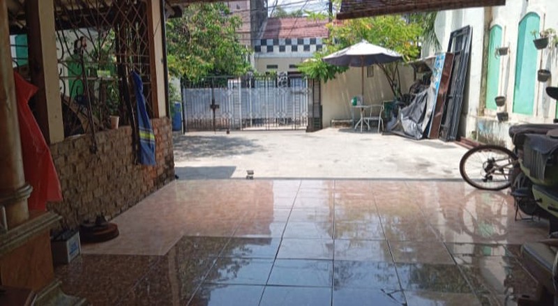 Rumah 2 Lantai + Rooftop Luas di Condet - Dekat Sekolah Internasional, Tol JORR & Terminal Kampung Rambutan