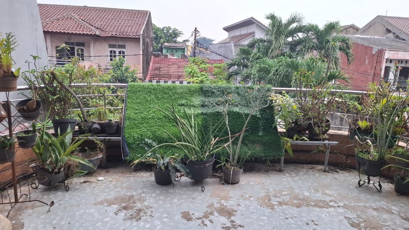 Rumah 2 Lantai + Rooftop Luas di Condet - Dekat Sekolah Internasional, Tol JORR & Terminal Kampung Rambutan