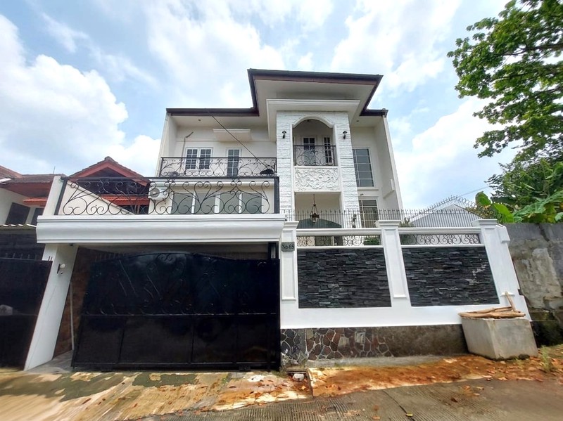 Disewakan Rumah Mewah Fully Furnished Siap Huni di M Kahfi 1, Jagakarsa