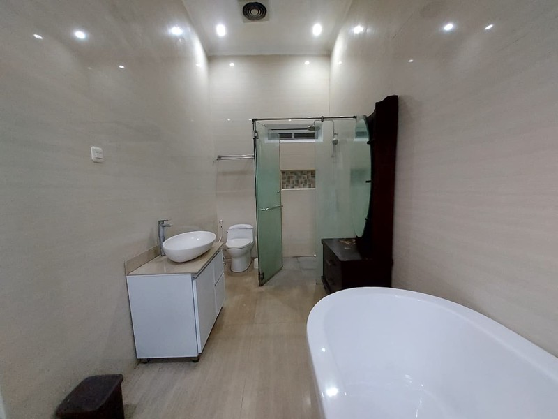 Disewakan Rumah Mewah Fully Furnished Siap Huni di M Kahfi 1, Jagakarsa