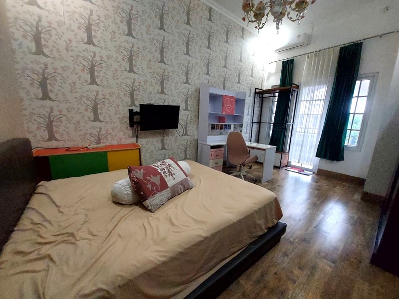 Disewakan Rumah Mewah Fully Furnished Siap Huni di M Kahfi 1, Jagakarsa