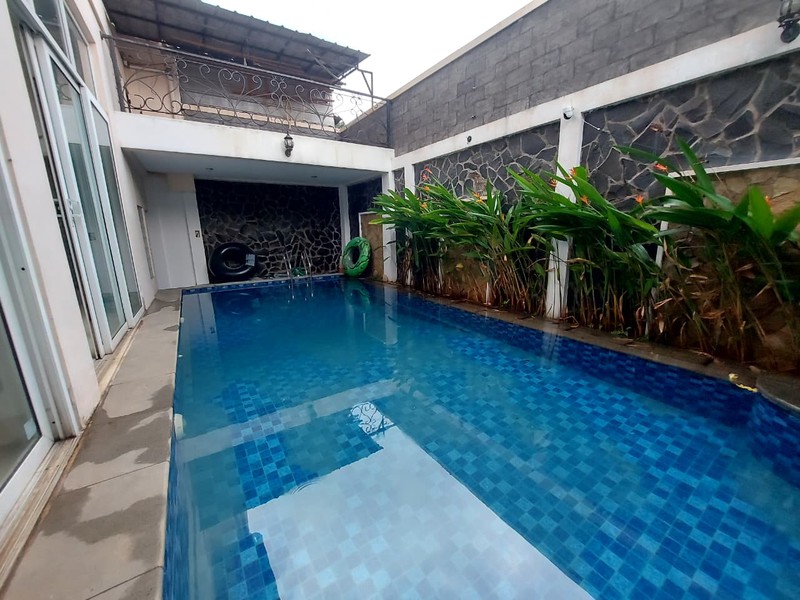 Disewakan Rumah Mewah Fully Furnished Siap Huni di M Kahfi 1, Jagakarsa