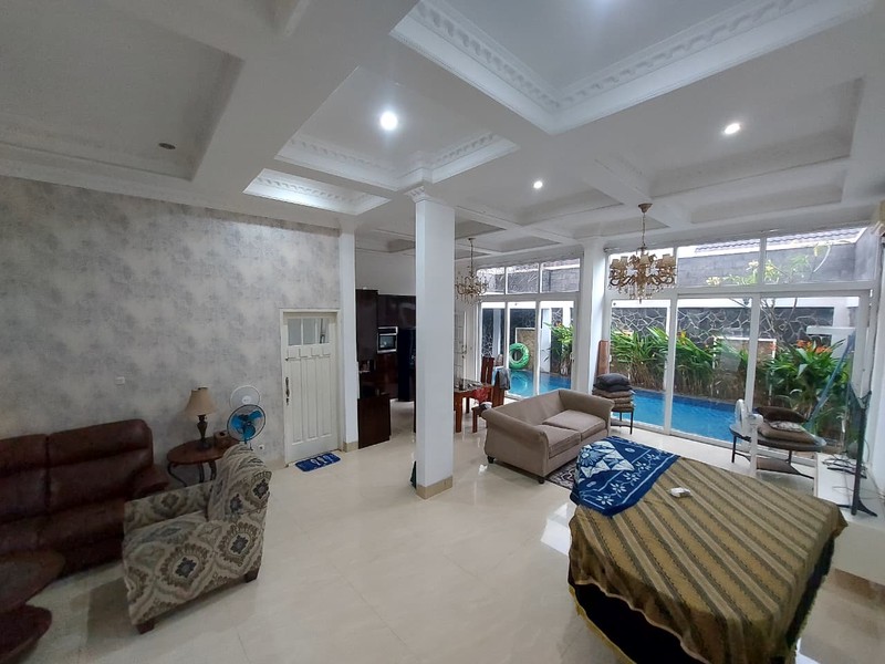 Disewakan Rumah Mewah Fully Furnished Siap Huni di M Kahfi 1, Jagakarsa