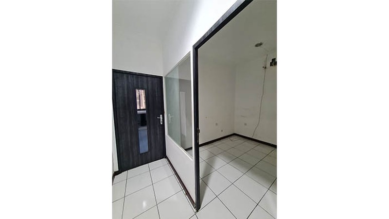 Ruko Harmoni Plaza, Petojo