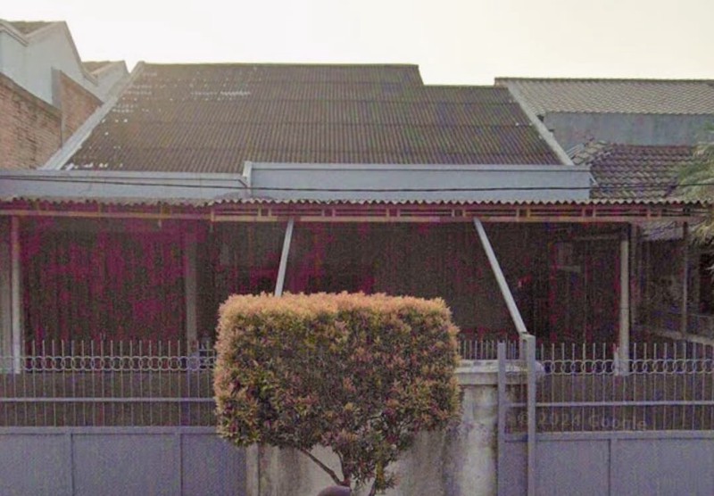 DIJUAL RUMAH JL BENDA PAMULANG. LOKASI STRATEGIS COCOK UNTUK USAHA 