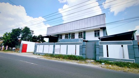 Gudang Luas 1.400 Meter Persegi Tepi Jalan Kebon Agung Sleman Akses Truk Mudah, Siap Operasional, Sumberadi, Mlati, Sleman