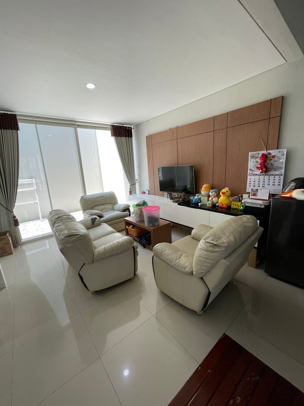 4 Milyaran Dijual Rumah Citraland Stamford Place Surabaya- Semi Furnished Modern Dekat District 9,Patung Singa Merlion, Gwalk Citraland