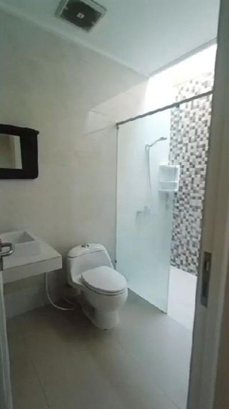 Disewakan Rumah 1.5 Lantai Alam Galaxy Sambikerep Surabaya Barat