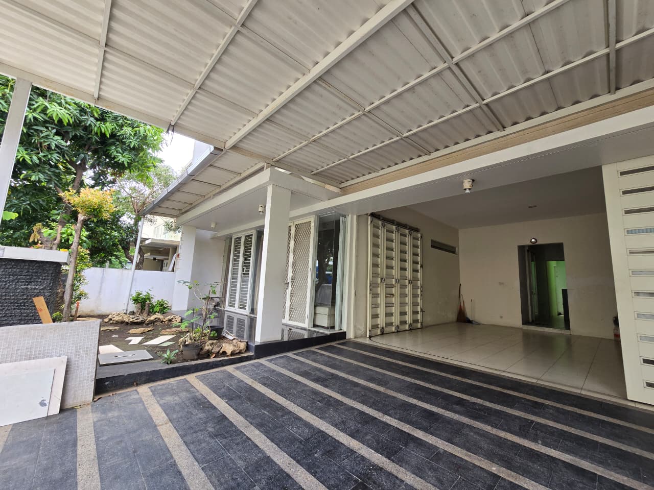 Rumah Dijual San Antonio Pakuwon City Surabaya Timur