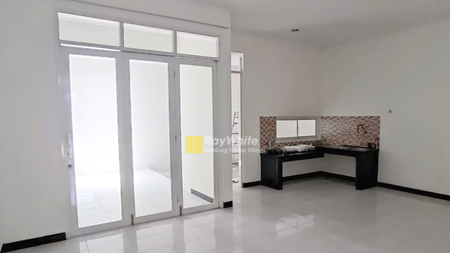 Rumah Taman Kopo Indah 5