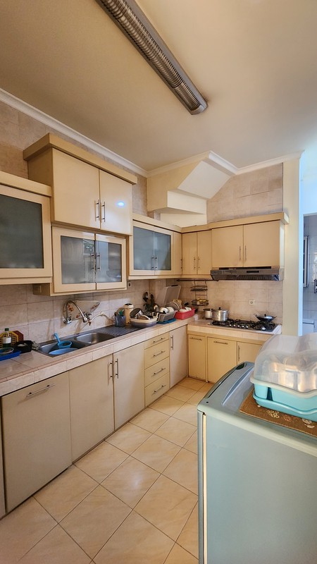 Dijual - Rumah Minimalis Terawat Sedikit Renov Regency 21 