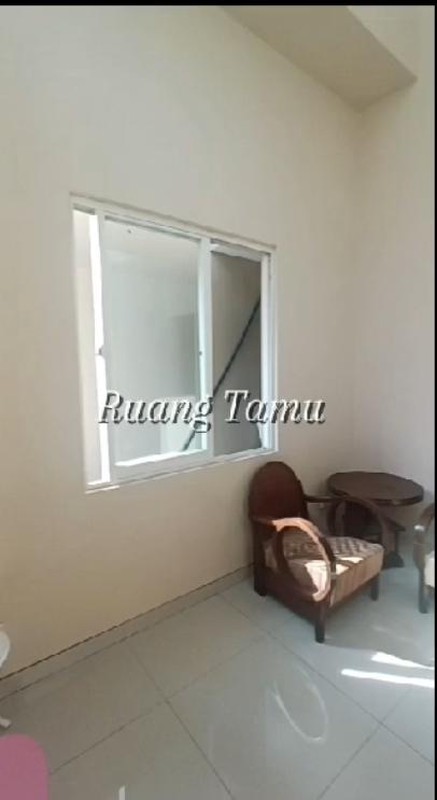 Disewakan Rumah 1.5 Lantai Alam Galaxy Sambikerep Surabaya Barat Siap Huni