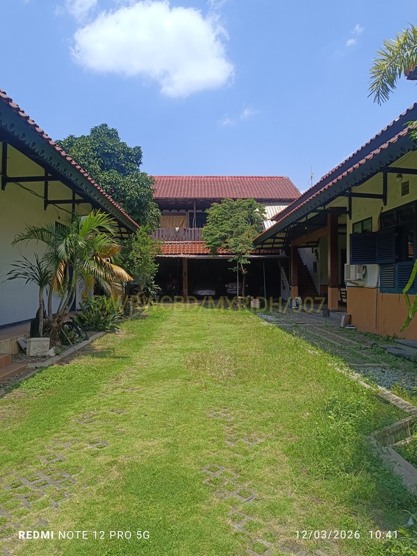 Dijual - Rumah Luas, Ekonomis, Strategis di Manyar Surabaya Timur Dekat Untag, Nginden, MERR, Kertajaya