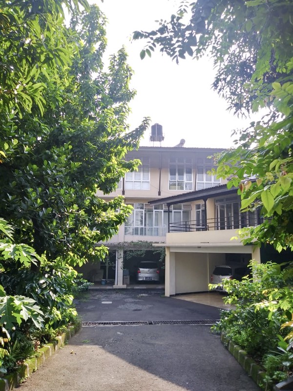 Rumah Bagus Di Jl Diesel Lebak Bulus Jakarta Selatan