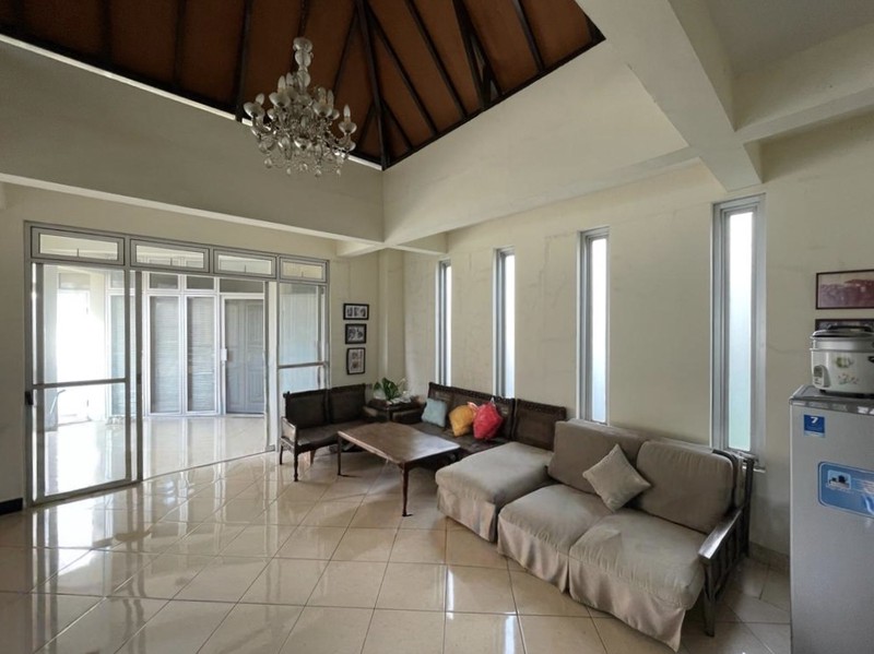 Rumah Bagus Di Jl Diesel Lebak Bulus Jakarta Selatan