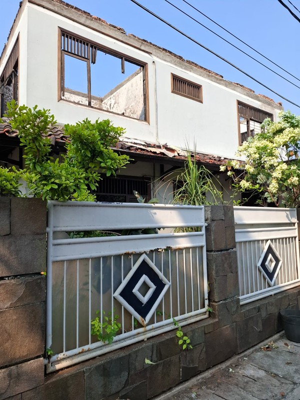 Rumah Bagus Di Jl Bendi Raya Kebayoran Lama Jakarta Selatan