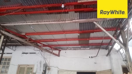 Dijual Rumah Hitung Tanah di Jl Widodaren Surabaya Pusat