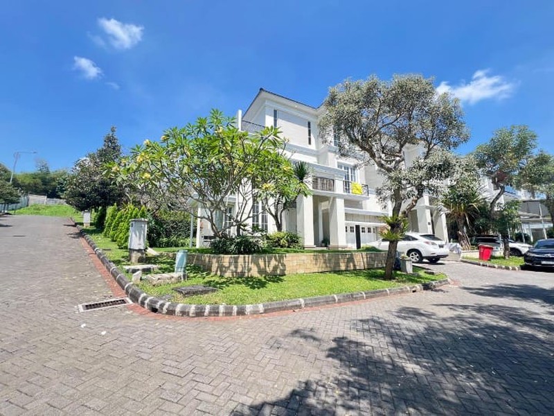 DIJUAL RUMAH  The Peak Citragarden Malang