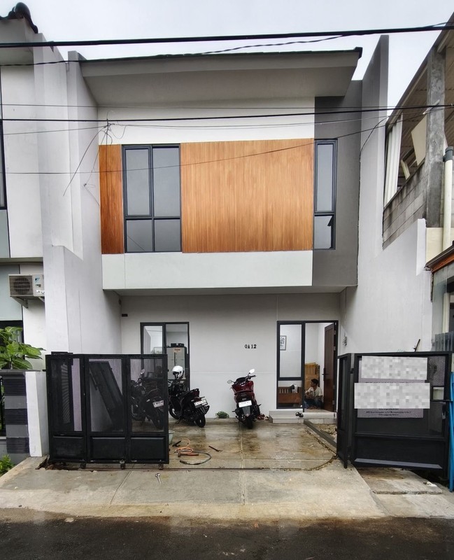 Rumah Bagus Di Nusa Loka, Jl Yapen BSD Tangerang Selatan