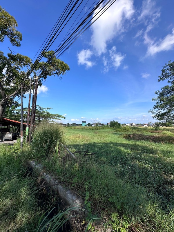 Dijual Tanah Industri Strategis yang berlokasi di koridor nasional jalan Jogja Solo - Meger, Kec. Ceper, Kab. Klaten, Jawa Tengah Salah satu jalur utama aktivitas industri dan logistik