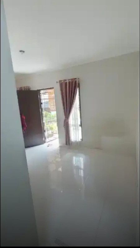 Rumah 1 Lantai di Graha Raya - 2 KT, Carport 2 Mobil, Siap Huni, Harga Nego
