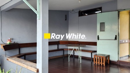 Bangunan Kost ready pakai dg lokasi strategis di kebon jeruk jakarta barat