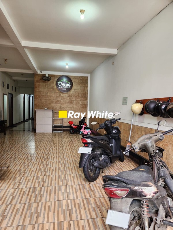 Bangunan Kost ready pakai dg lokasi strategis di kebon jeruk jakarta barat