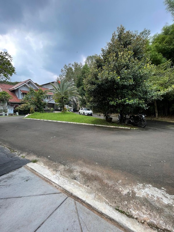 Rumah 2 Lantai Strategis Bintaro Sektor 9 - 4+1 KT, SHM, Siap Huni, Harga Nego!