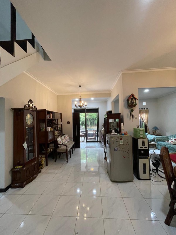 Rumah 2 Lantai Strategis Bintaro Sektor 9 - 4+1 KT, SHM, Siap Huni, Harga Nego!