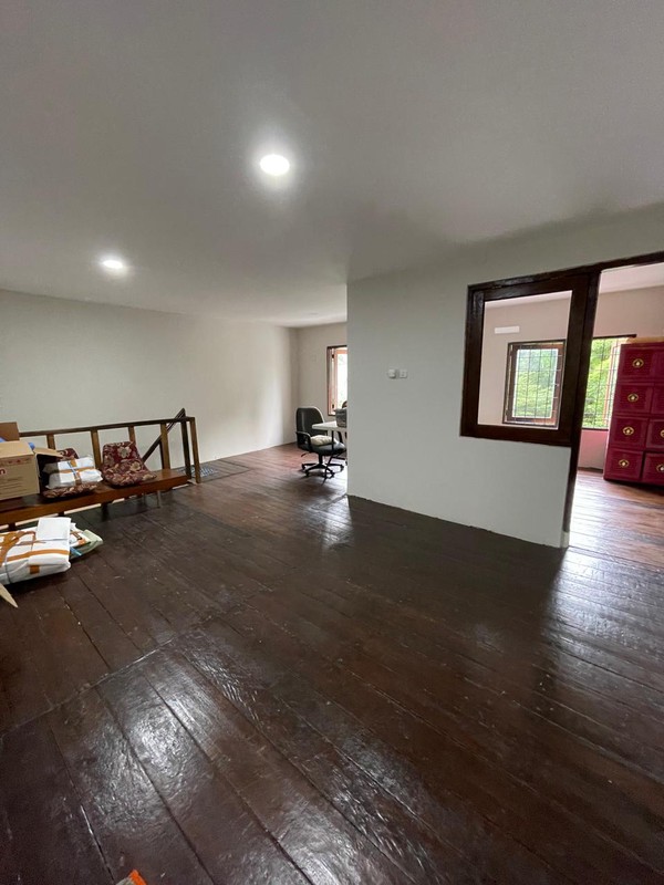 Rumah 2 Lantai Strategis Bintaro Sektor 9 - 4+1 KT, SHM, Siap Huni, Harga Nego!