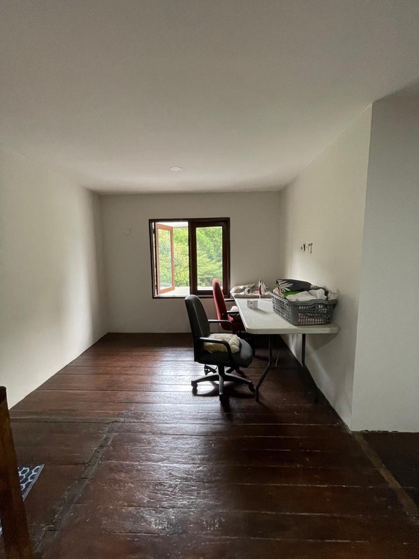 Rumah 2 Lantai Strategis Bintaro Sektor 9 - 4+1 KT, SHM, Siap Huni, Harga Nego!