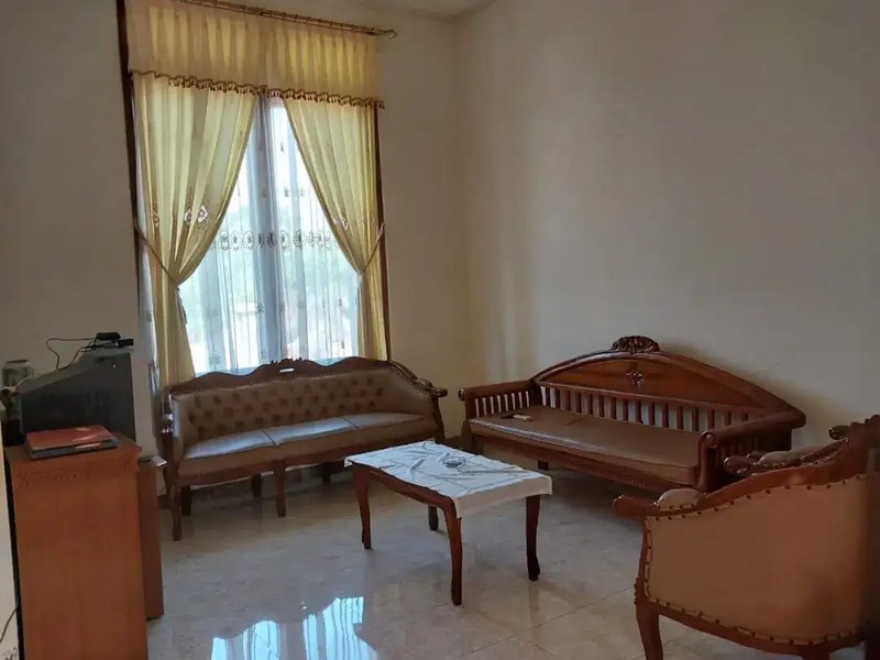 Rumah Super Luas 2.000 Meter di Bandongan Magelang Hunian Asri dengan 2 Bangunan