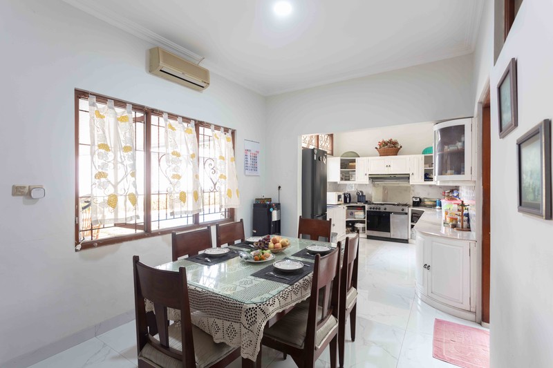 Rumah Minimalis Modern di Area Hits Kebayoran Baru