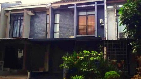 Rumah Minimalis, dalam Cluster di Bintaro Sektor 9
