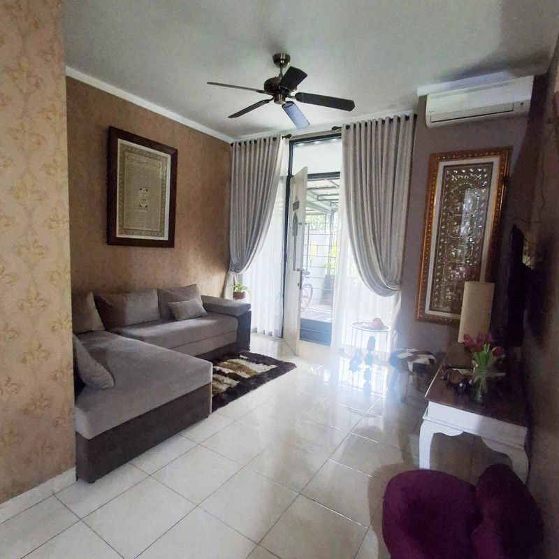 Rumah Minimalis, dalam Cluster di Bintaro Sektor 9