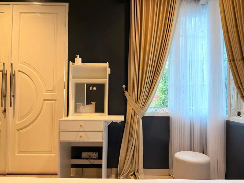 Hunian Asri nan Mewah di Jantung Bintaro Sektor 1, Jakarta Selatan