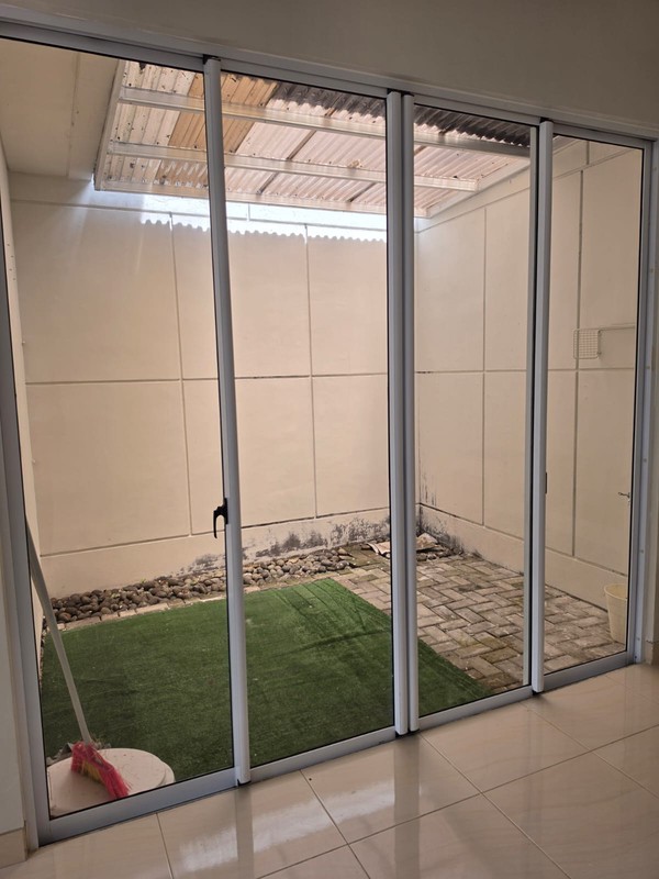 Disewa Murah Rumah Minimalis Vanya Park Cluster Anila - BSD, Rapih Siap Huni