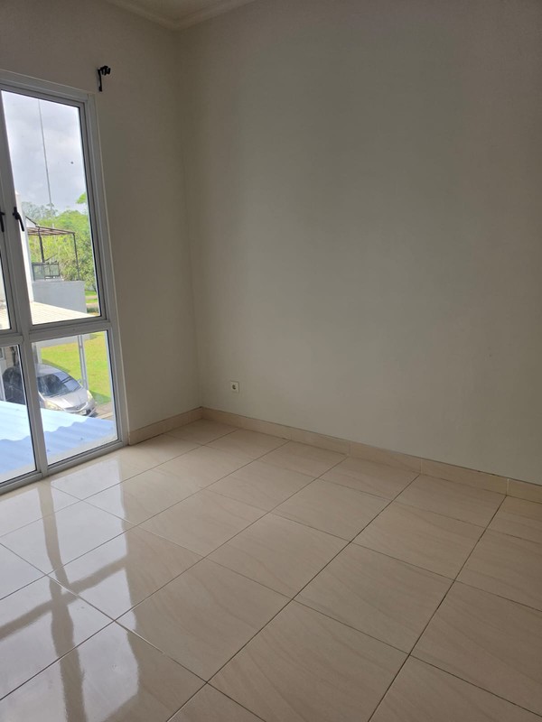 Disewa Murah Rumah Minimalis Vanya Park Cluster Anila - BSD, Rapih Siap Huni