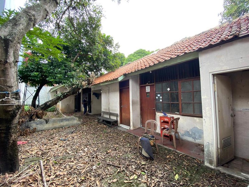 DIjual Cepat Rumah tua hitung tanah daerah karawaci