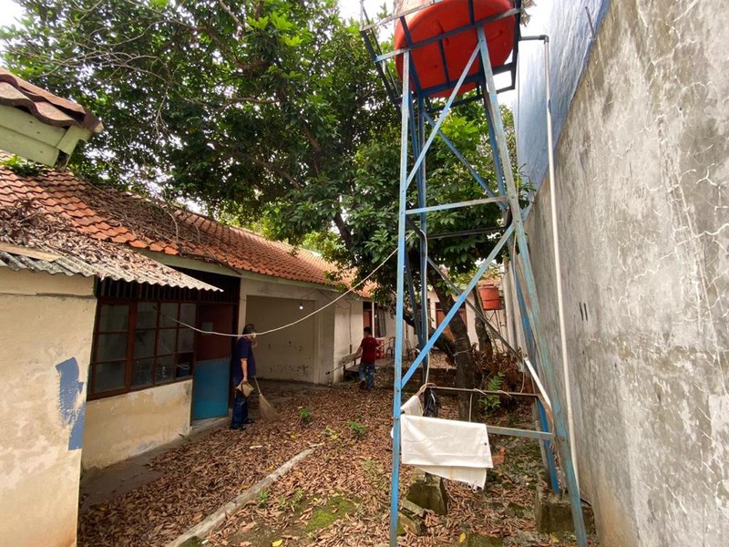 DIjual Cepat Rumah tua hitung tanah daerah karawaci