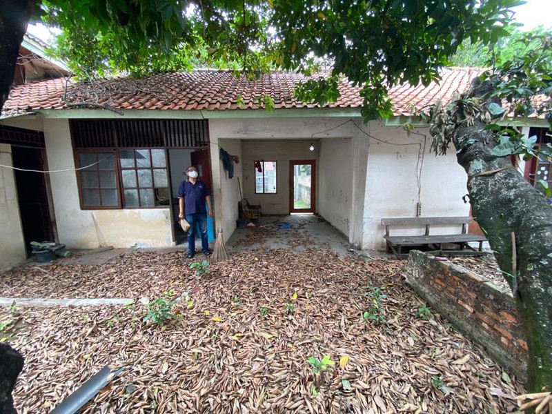 DIjual Cepat Rumah tua hitung tanah daerah karawaci