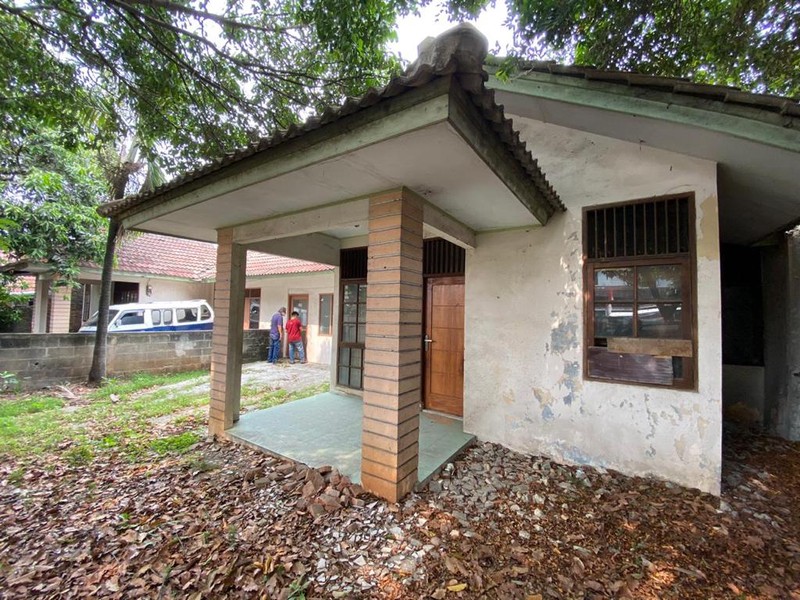 DIjual Cepat Rumah tua hitung tanah daerah karawaci