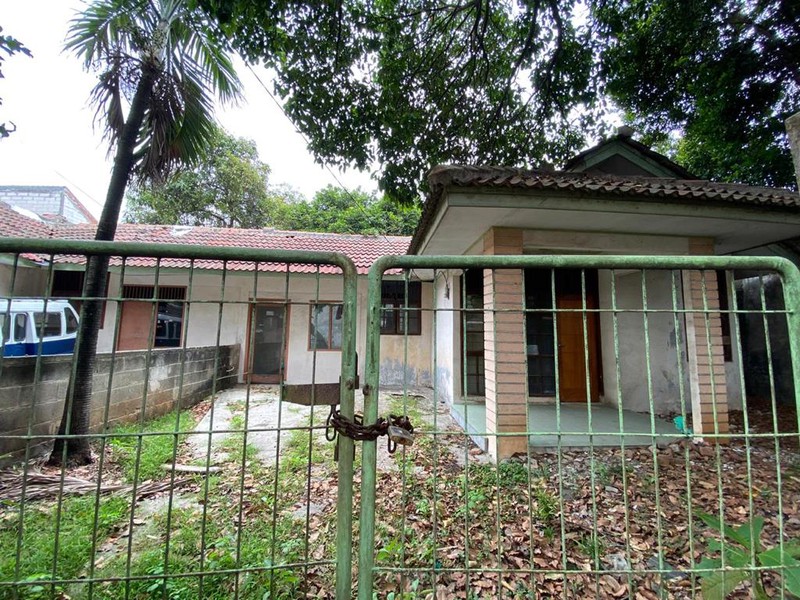 DIjual Cepat Rumah tua hitung tanah daerah karawaci