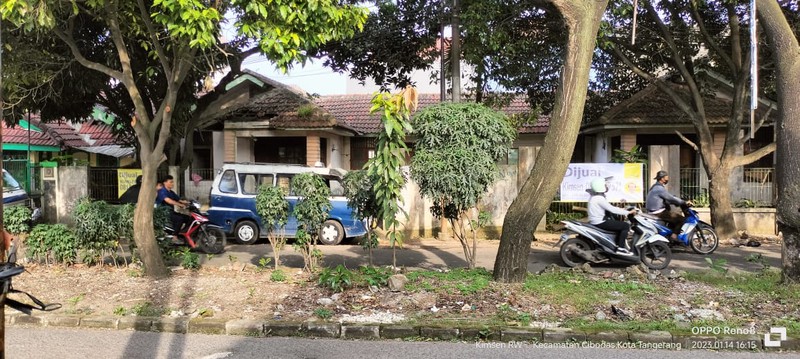 DIjual Cepat Rumah tua hitung tanah daerah karawaci