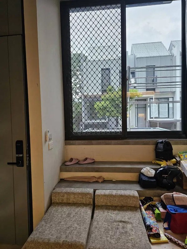 Jarang Ada. Rumah modern 3 lantai cluster Imajihaus, BSD